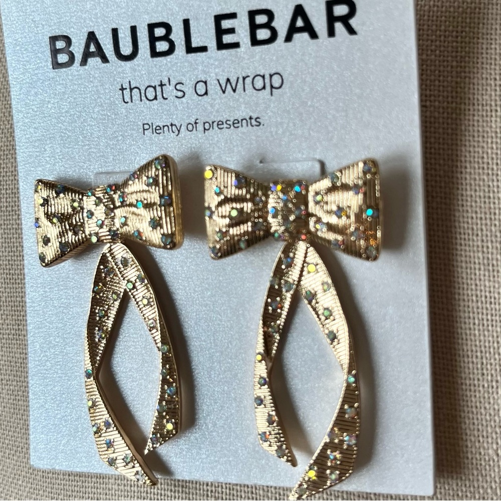 New Baublebar That’s a Wrap Large Bow Ribbon Rhinestone and Gold Earrings